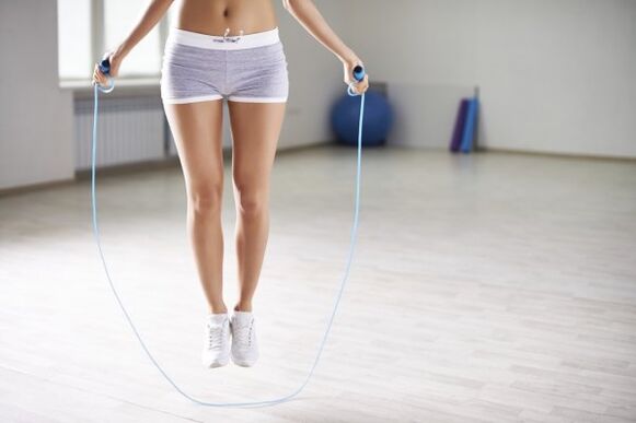 Saltar la cuerda te ayuda a adelgazar en una semana en casa